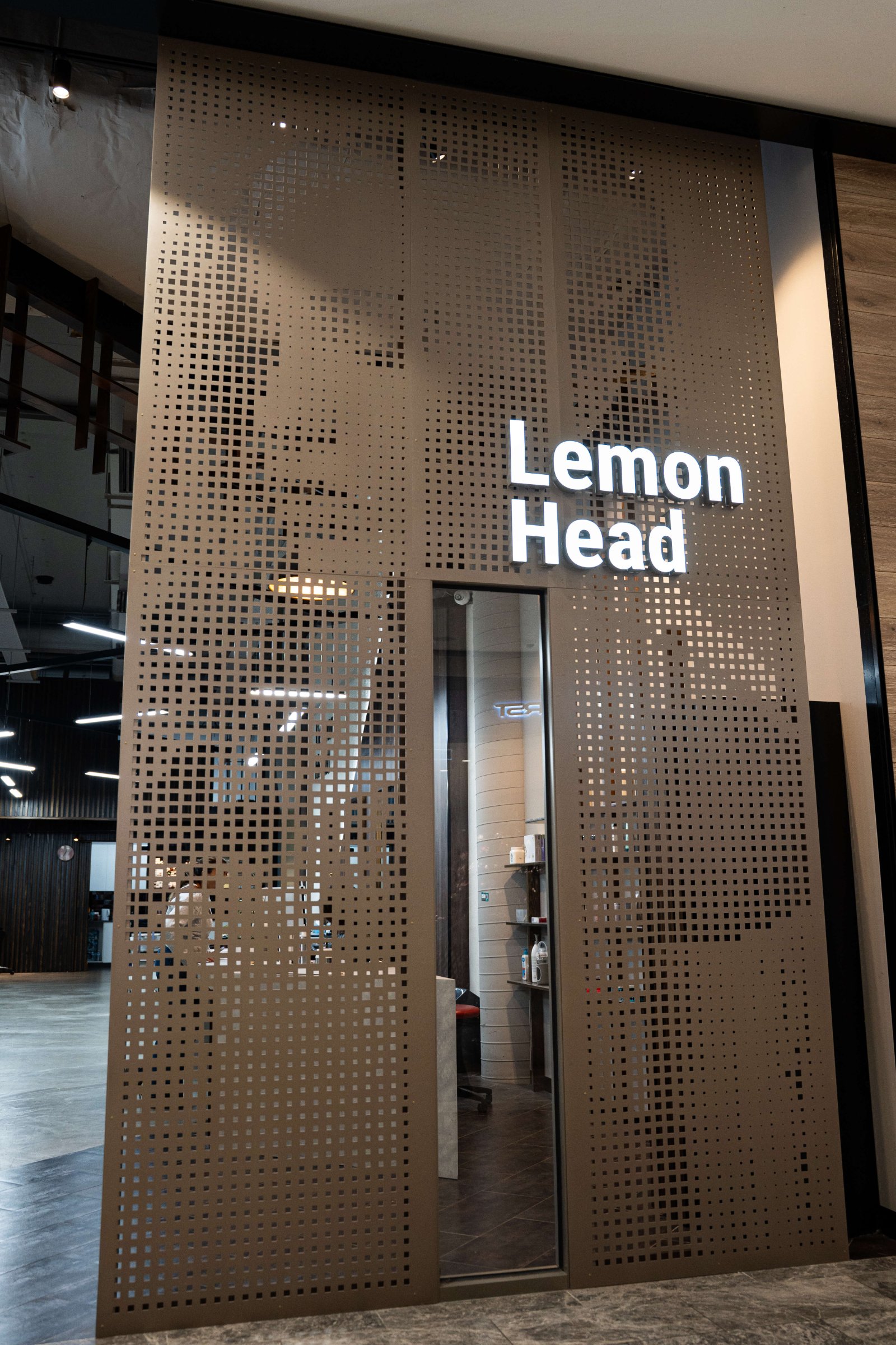 Lemon Head — perforated entry panel